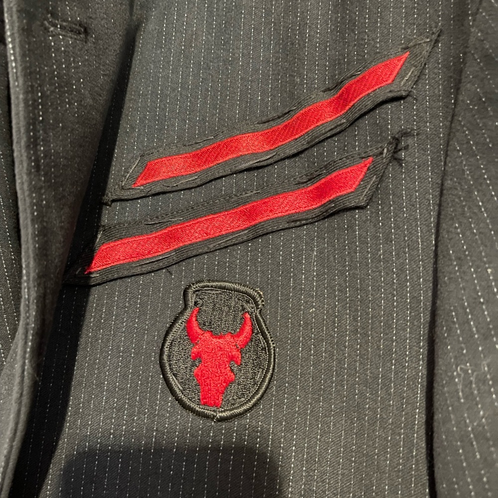 Custom suit jacket - Picture 5 of 6